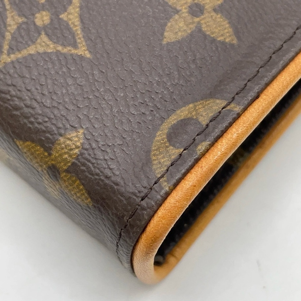 🔥Louis Vuitton Monogram Pochette Florentine date code FL0083 full inclusion🔥 - Picture 8 of 17